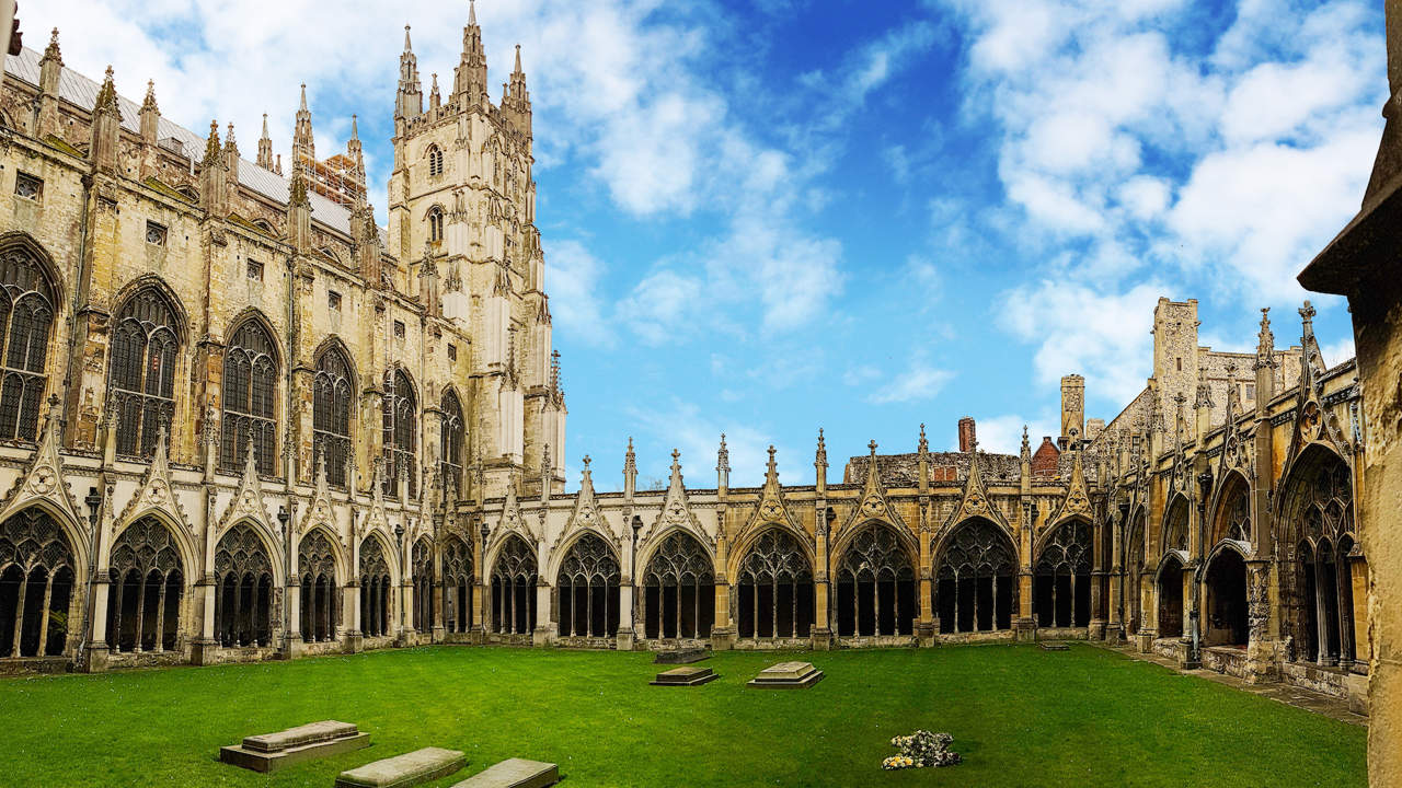 Canterbury Cathedral: Holy Place and Murder Site 