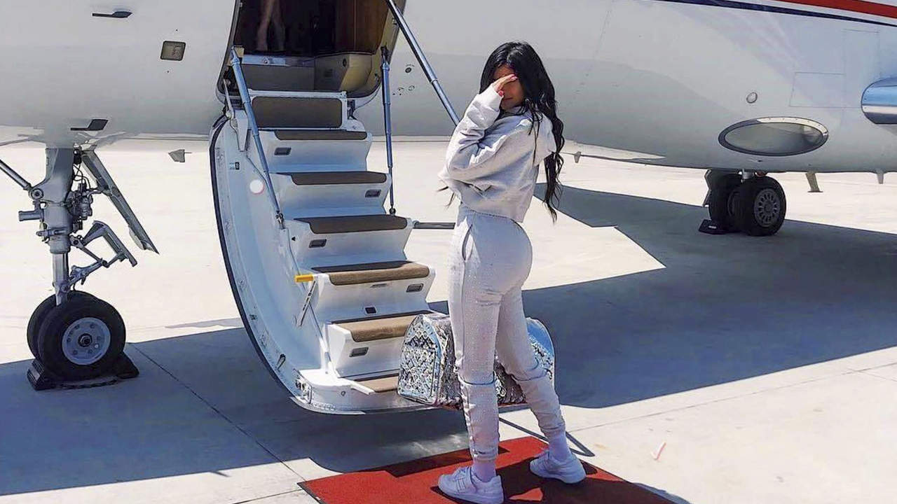 A Seventeen-Minute Flight? 