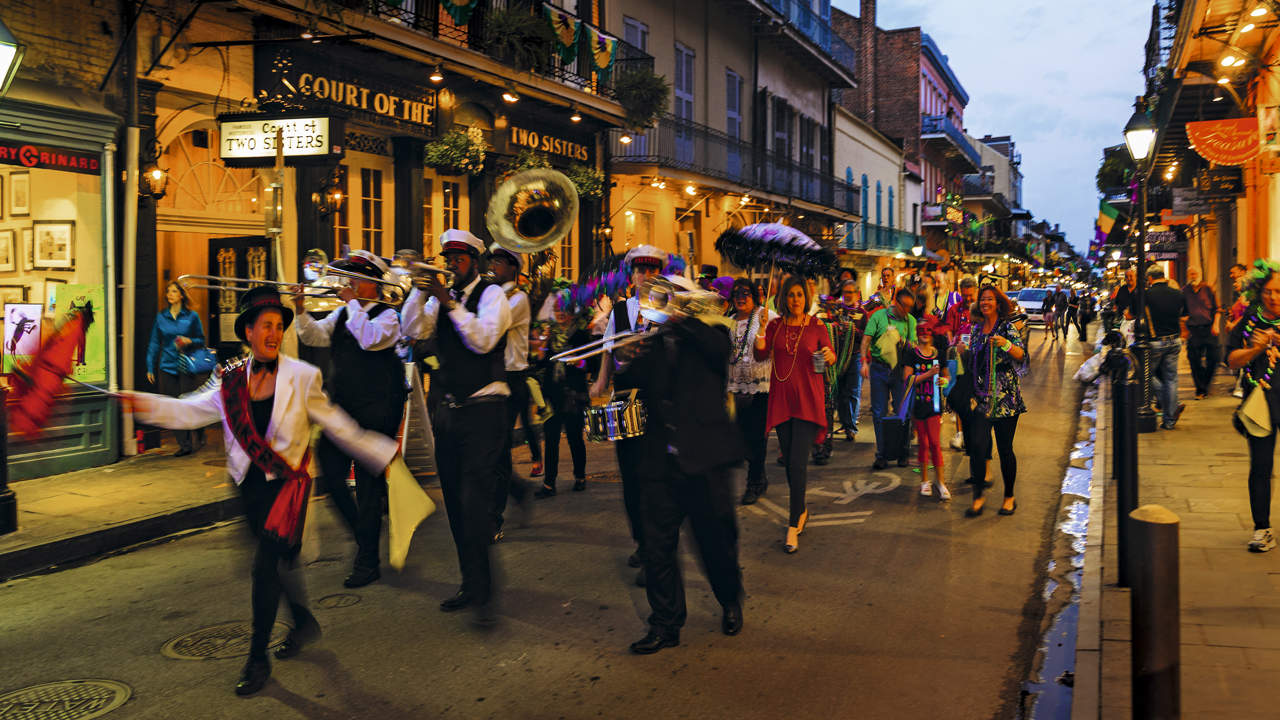 New Orleans: Mardi Gras Madness!